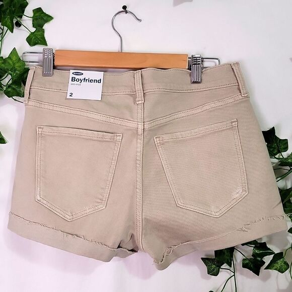 Old Navy. Boyfriend Shorts. Mid-Rise. Size 2. NWT - Picture 2 of 9